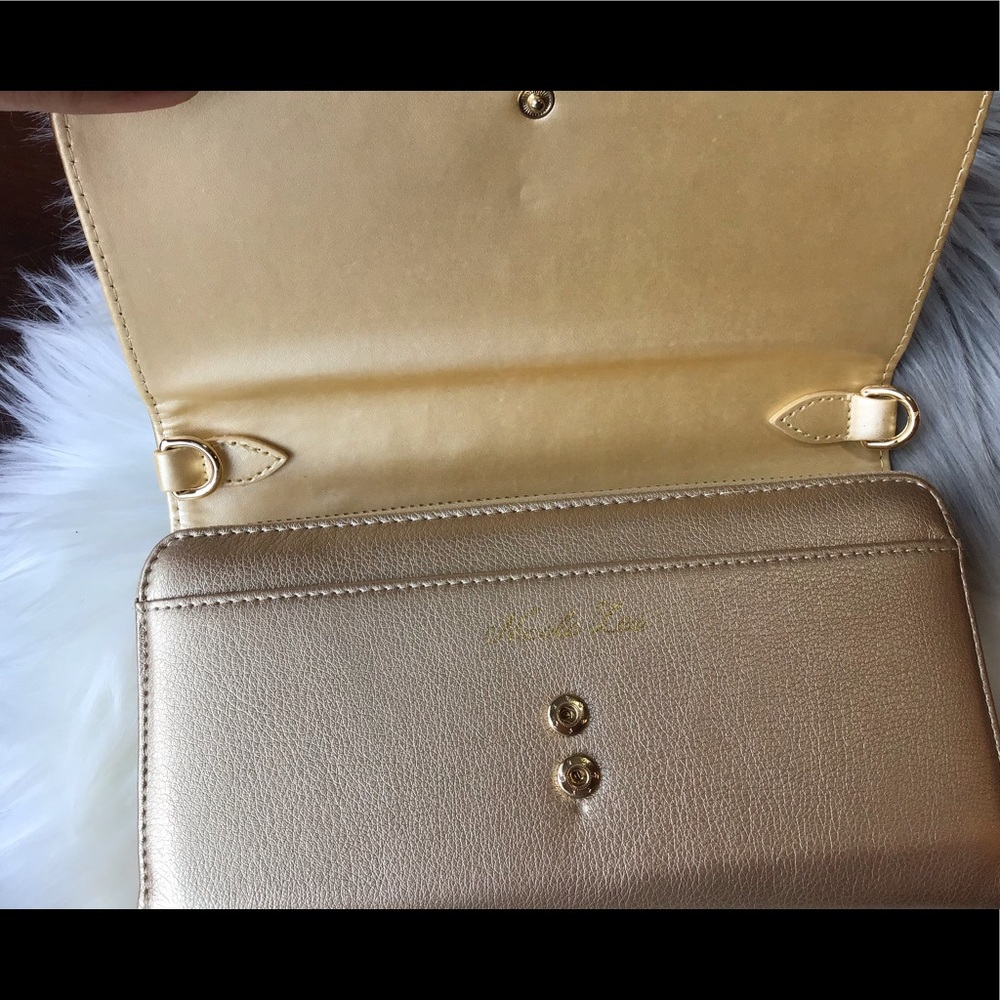 Clutch wallet - Picture 2 of 8